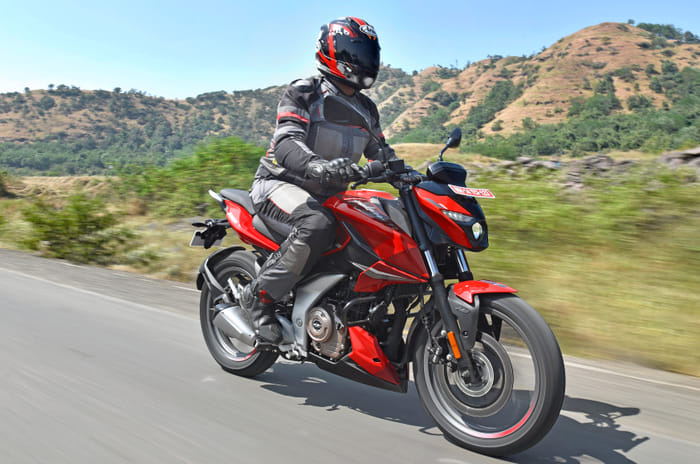Bajaj Pulsar N250, F250 review, test ride
